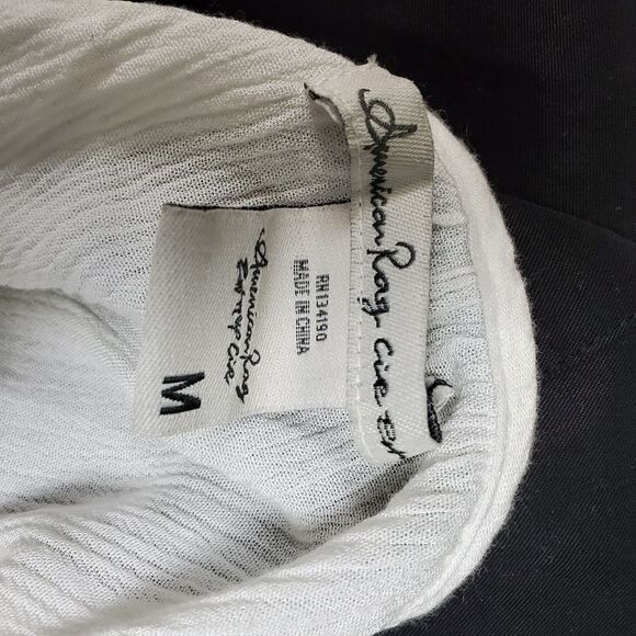 American rag white crochet lace trimmed top - Picture 3 of 6